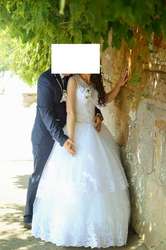 Весільна сукня